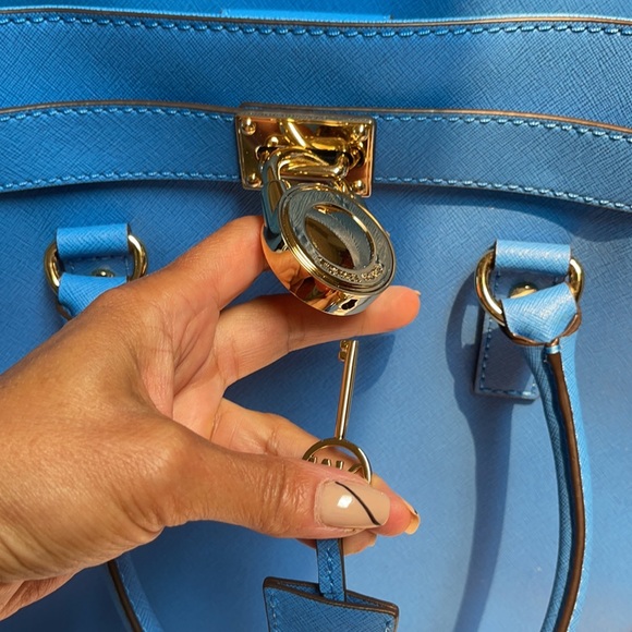 Michael Kors NEW Hamilton Blue Large Leather Tote - Picture 8 of 11